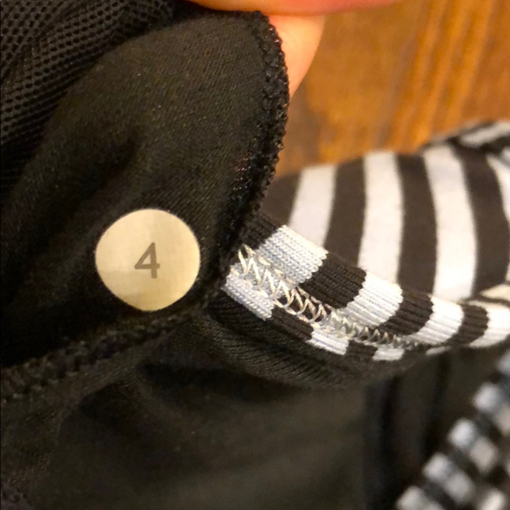 🍋Lululemon Power Y Tank! NWOT! - Picture 7 of 8